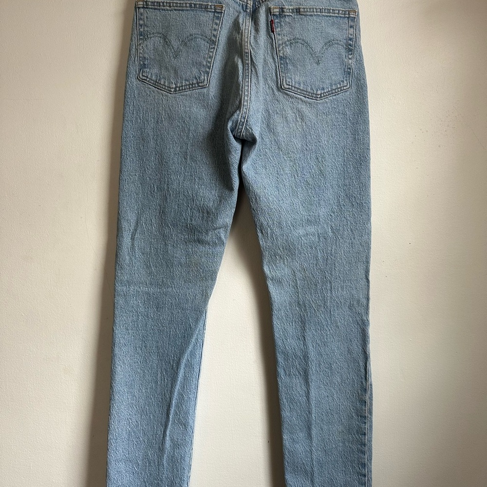 Levi's Men's Light Blue Straight Jeans - Picture 4 of 6